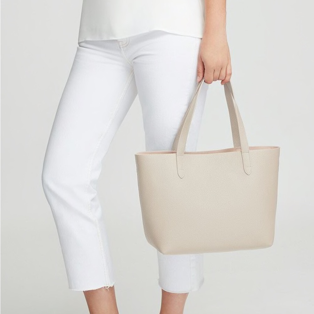 Cuyana Small Classic Structured Tote in Ecru/Blush